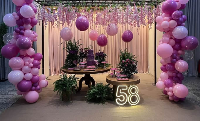 foto da decoração da festa de comemoração